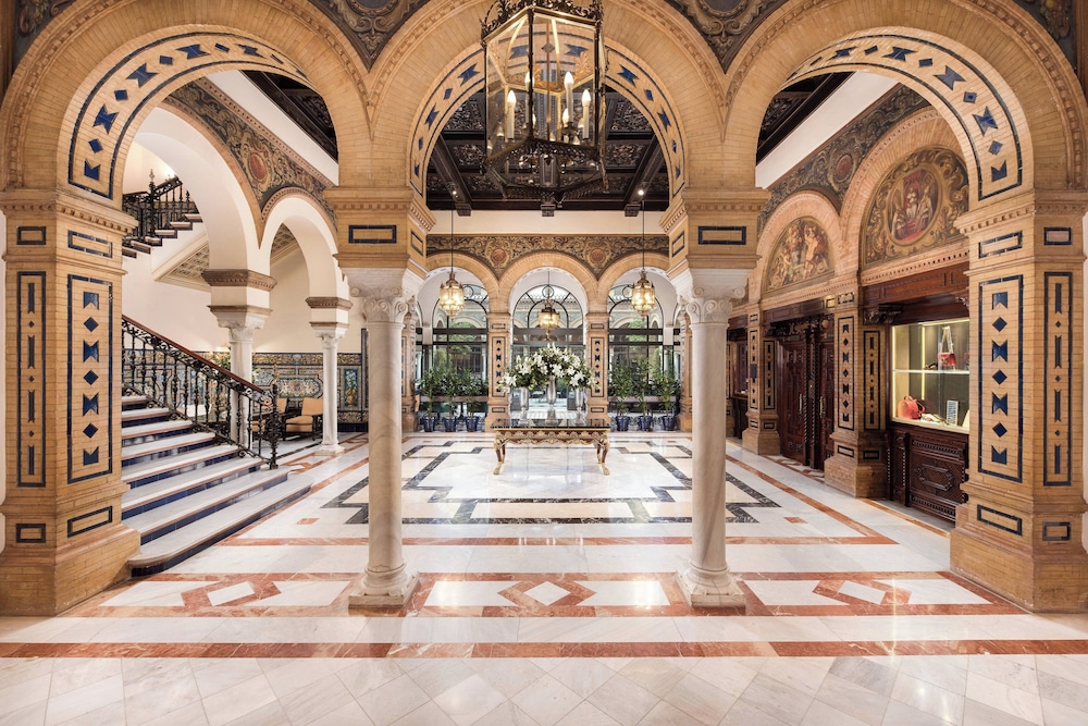 Hotel Alfonso XIII, a Luxury Collection Hotel, Seville — Hotel building in Seville, Andalusia