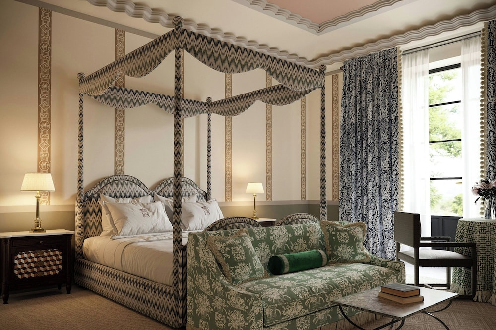 Hotel Alfonso XIII, a Luxury Collection Hotel, Seville — Hotel rooms in Seville, Andalusia