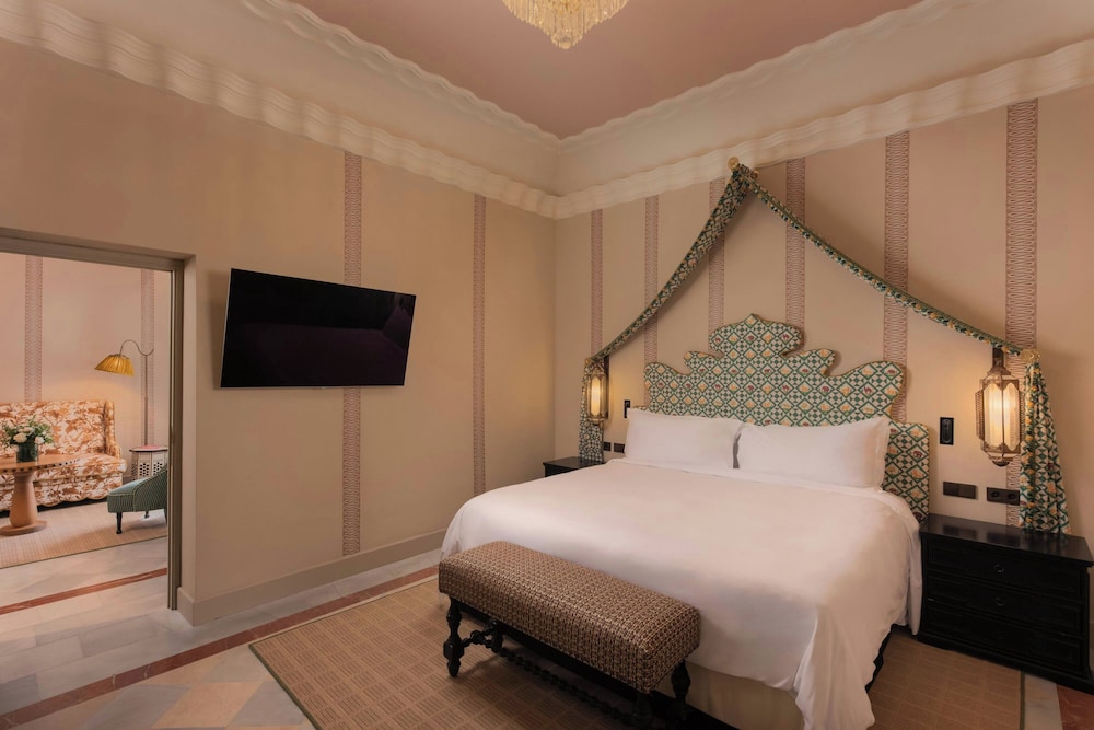 Hotel Alfonso XIII, a Luxury Collection Hotel, Seville — Hotel rooms in Seville, Andalusia