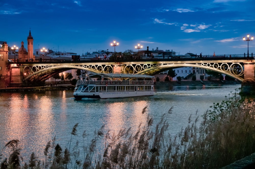 Hotel Alfonso XIII, a Luxury Collection Hotel, Seville — Attractions in the area in Seville, Andalusia
