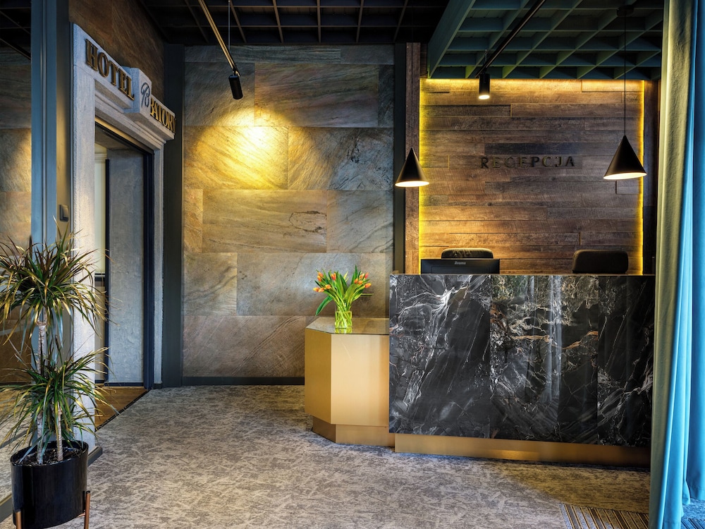 Hotel Batory — Hotel building in Krakow, Lesser Poland