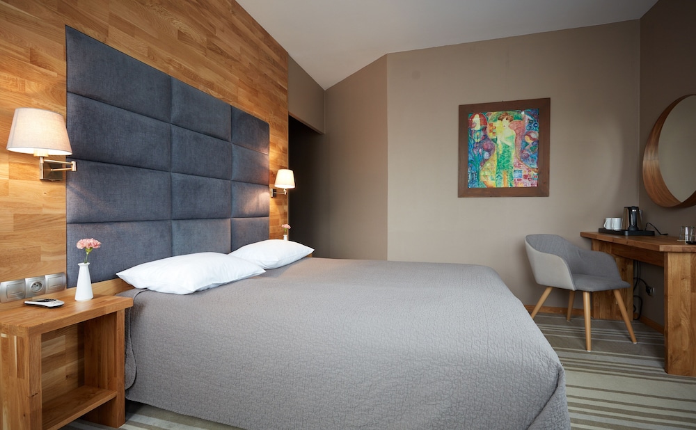 Hotel Batory — Hotel rooms in Krakow, Lesser Poland