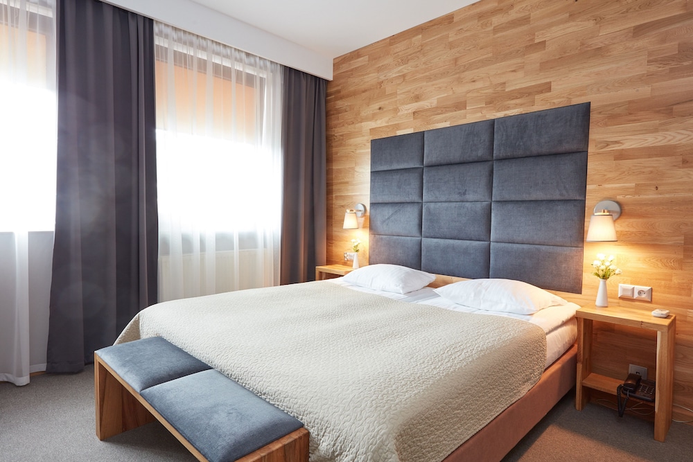 Hotel Batory — Hotel rooms in Krakow, Lesser Poland