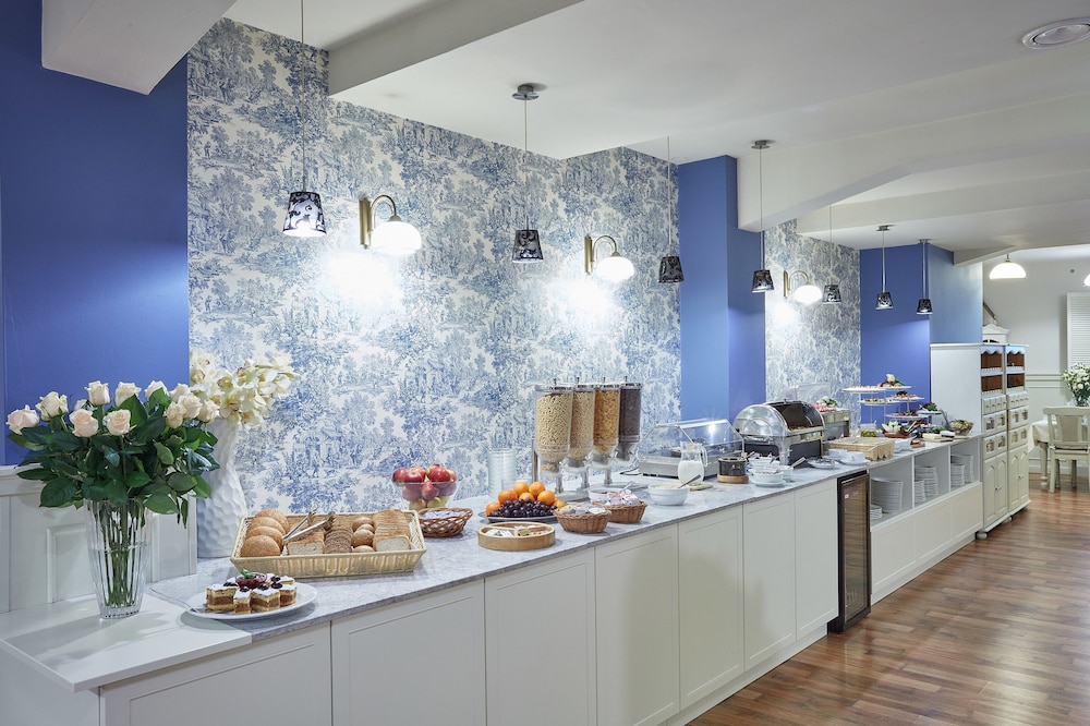 Hotel Batory — Restaurant & bars in Krakow, Lesser Poland