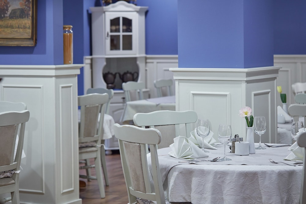 Hotel Batory — Restaurant & bars in Krakow, Lesser Poland