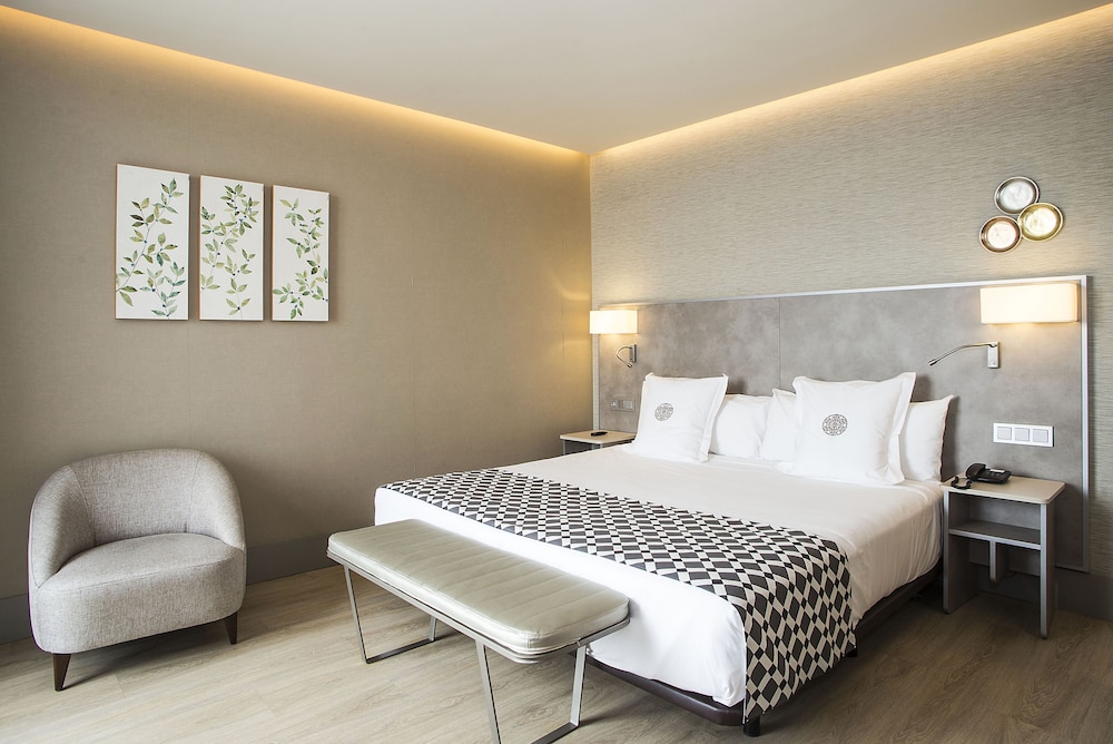 Hotel América Sevilla — Hotel rooms in Seville, Andalusia