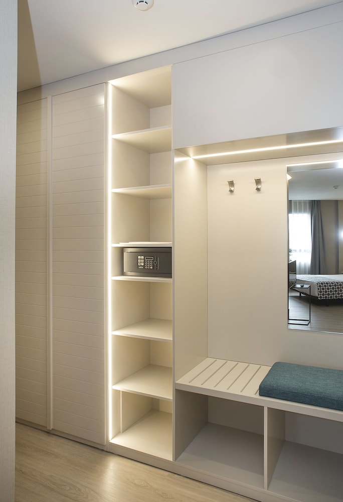 Hotel América Sevilla — Hotel rooms in Seville, Andalusia