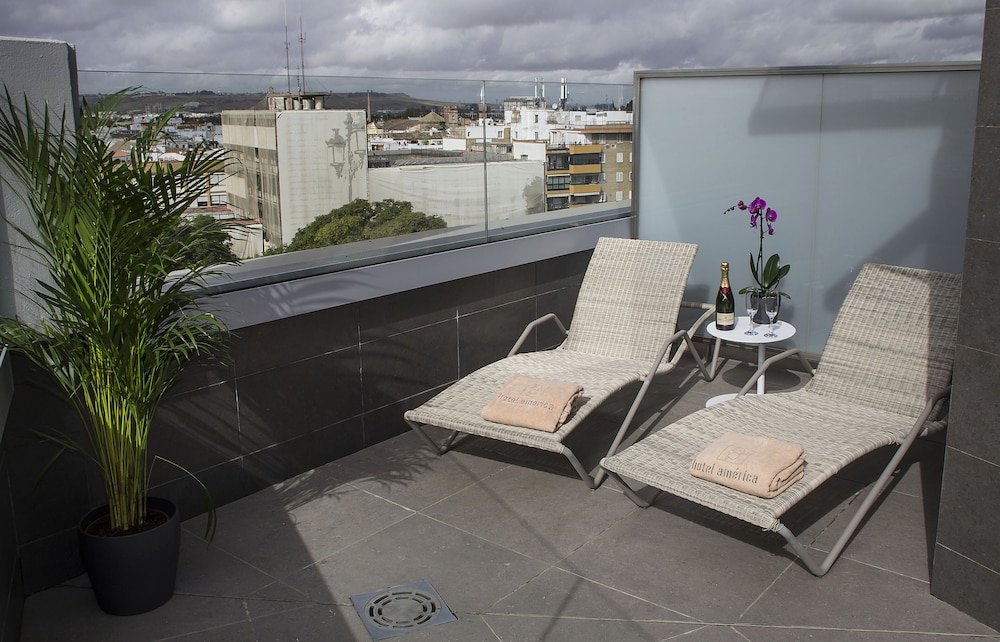 Hotel América Sevilla — Hotel rooms in Seville, Andalusia