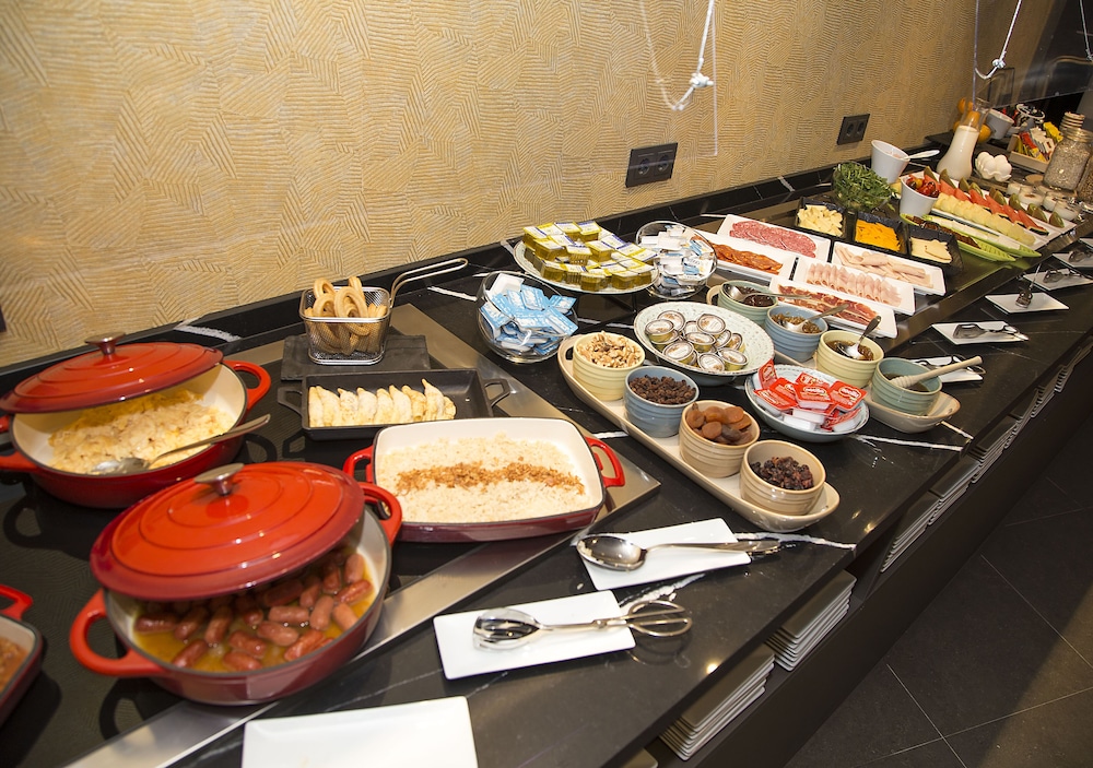 Hotel América Sevilla — Restaurant & bars in Seville, Andalusia