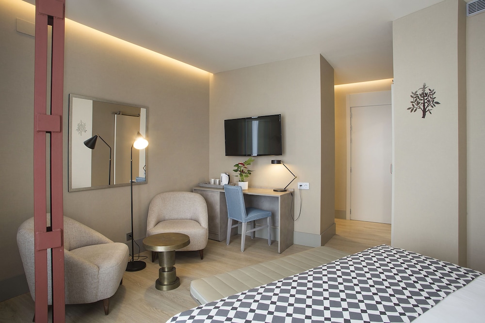 Hotel América Sevilla — Hotel rooms in Seville, Andalusia