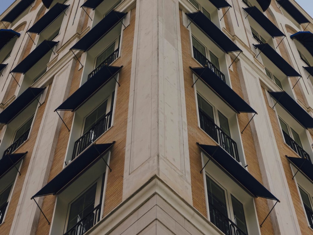 Only YOU Hotel Sevilla — Hotel building in Seville, Andalusia