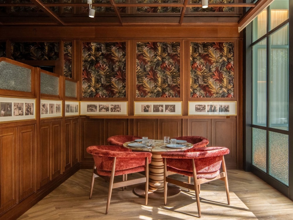 Only YOU Hotel Sevilla — Restaurant & bars in Seville, Andalusia