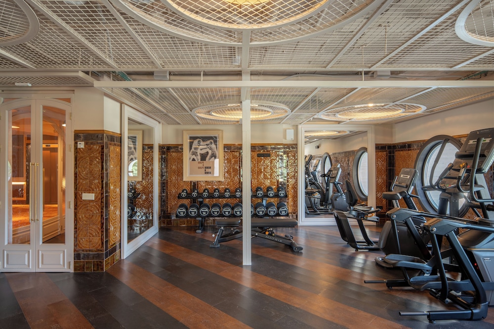 Only YOU Hotel Sevilla — Sports & recreation in Seville, Andalusia