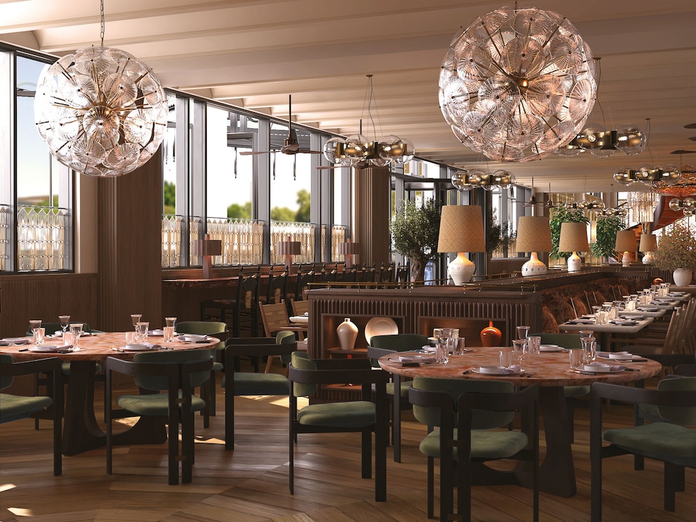 Only YOU Hotel Sevilla — Restaurant & bars in Seville, Andalusia