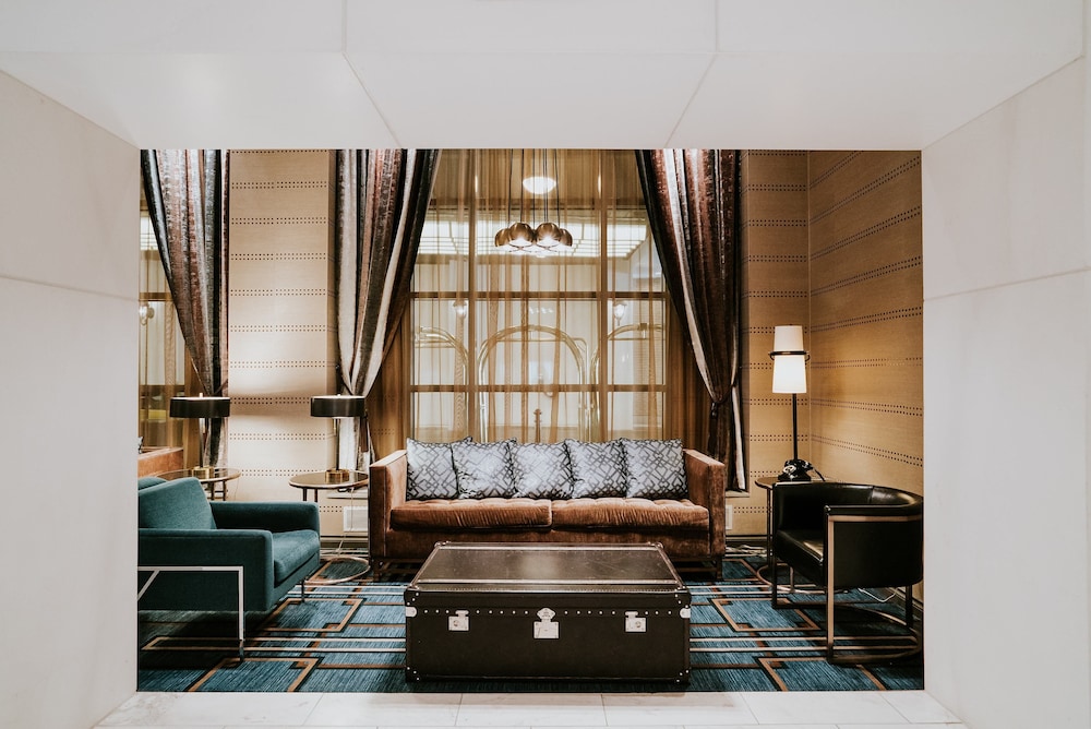 Fairmont Hotel Vancouver — Hotel rooms in Vancouver, British Columbia
