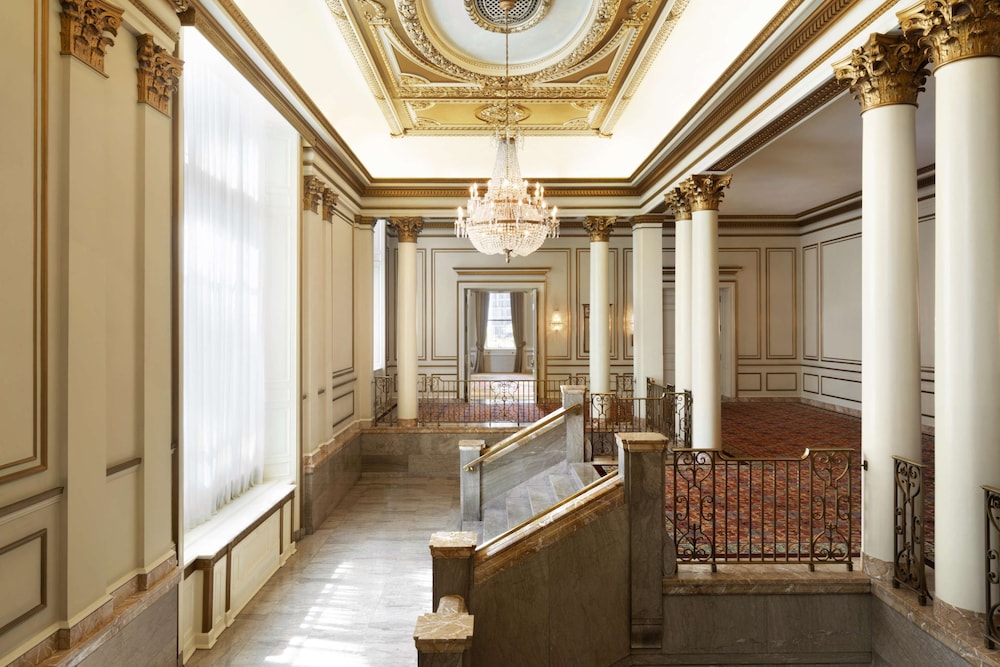 Fairmont Hotel Vancouver — Hotel building in Vancouver, British Columbia
