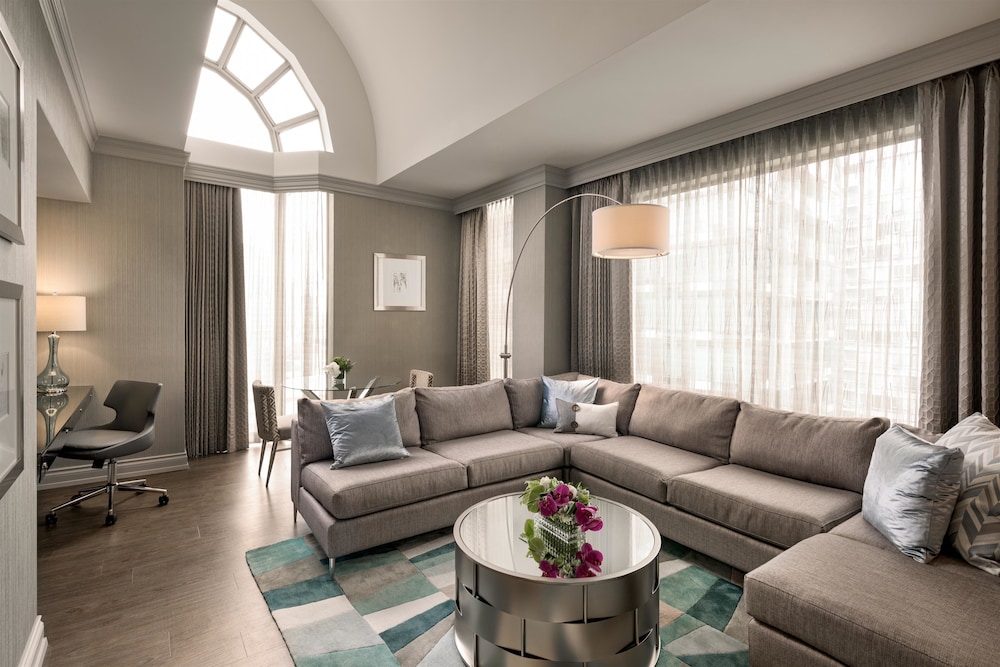 Georgian Court Hotel, WorldHotels Elite — Hotel rooms in Vancouver, British Columbia