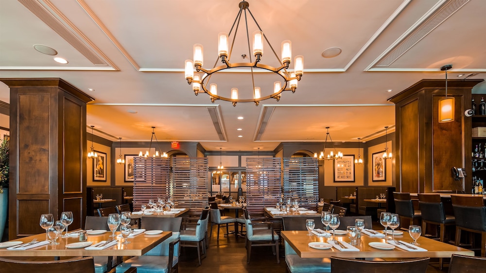Georgian Court Hotel, WorldHotels Elite — Restaurant & bars in Vancouver, British Columbia