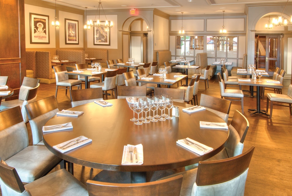 Georgian Court Hotel, WorldHotels Elite — Restaurant & bars in Vancouver, British Columbia