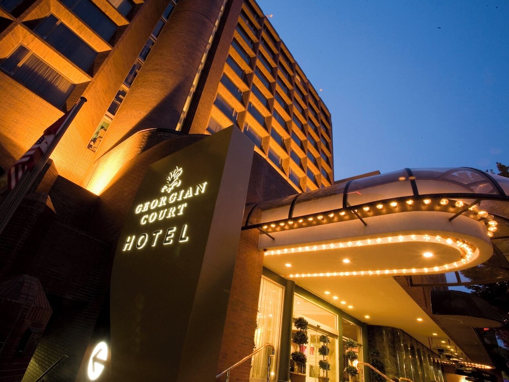 Georgian Court Hotel, WorldHotels Elite — Hotel building in Vancouver, British Columbia