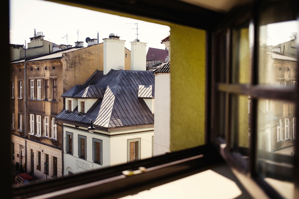 Hotel Eden — Hotel rooms in Krakow, Lesser Poland