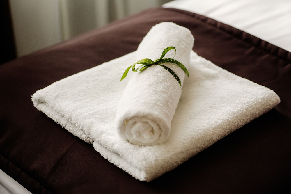 Hotel Eden — Hotel rooms in Krakow, Lesser Poland