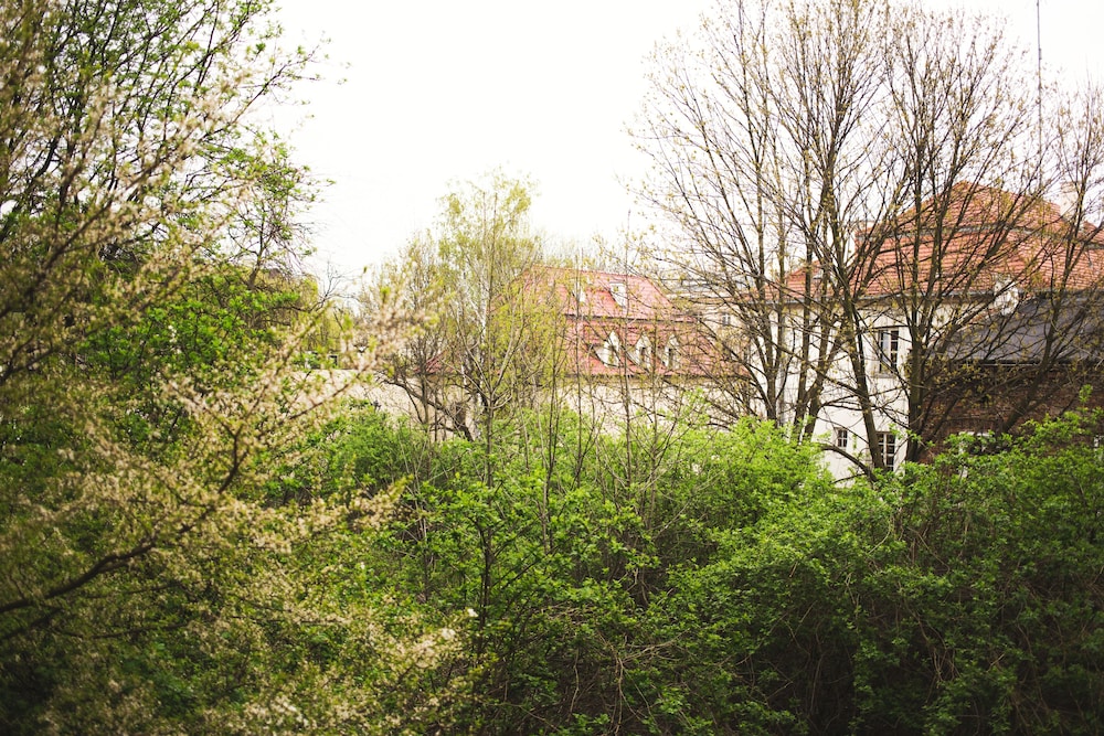 Hotel Eden — Hotel building in Krakow, Lesser Poland