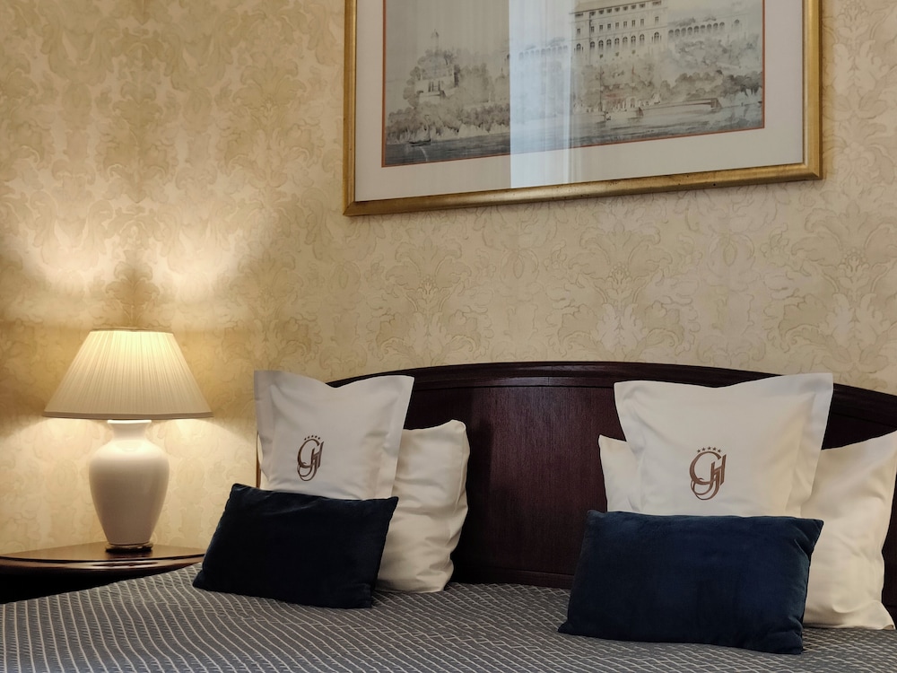 Grand Hotel — Rooms in Krakow, Lesser Poland