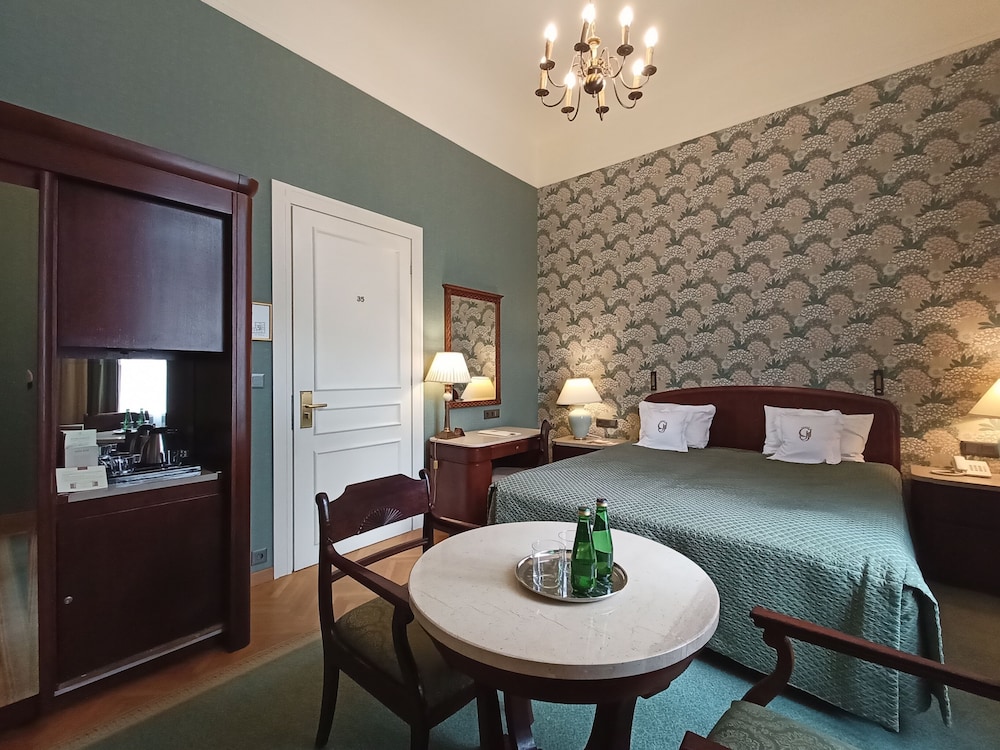 Grand Hotel — Rooms in Krakow, Lesser Poland