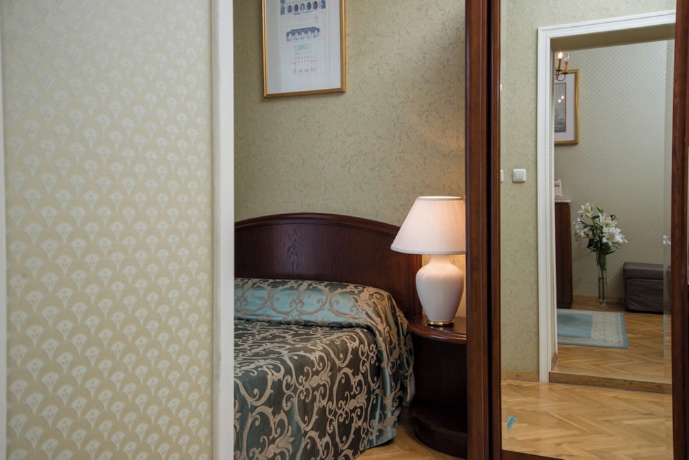 Grand Hotel — Rooms in Krakow, Lesser Poland