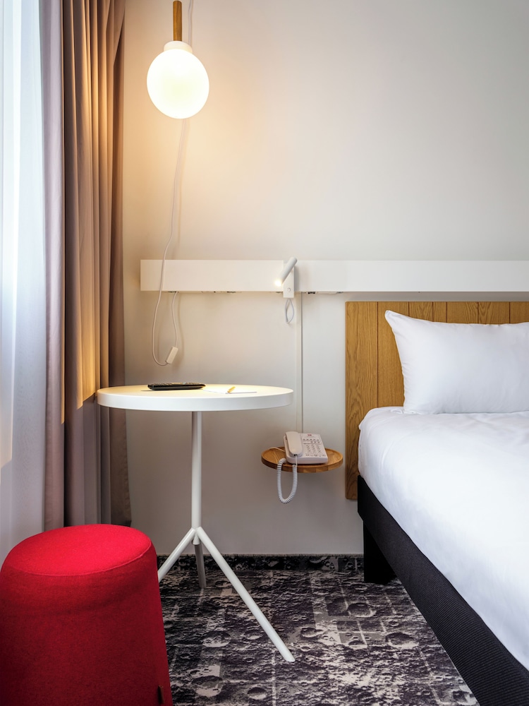 ibis Krakow Centrum — Hotel rooms in Krakow, Lesser Poland