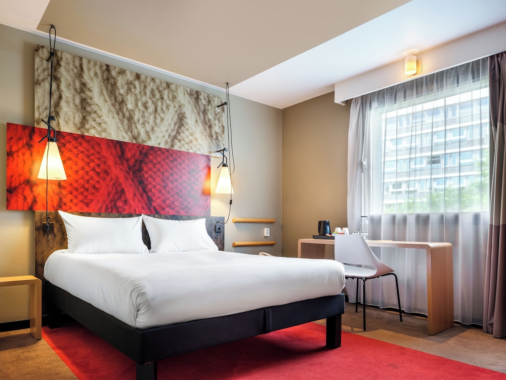 ibis Krakow Centrum — Hotel rooms in Krakow, Lesser Poland