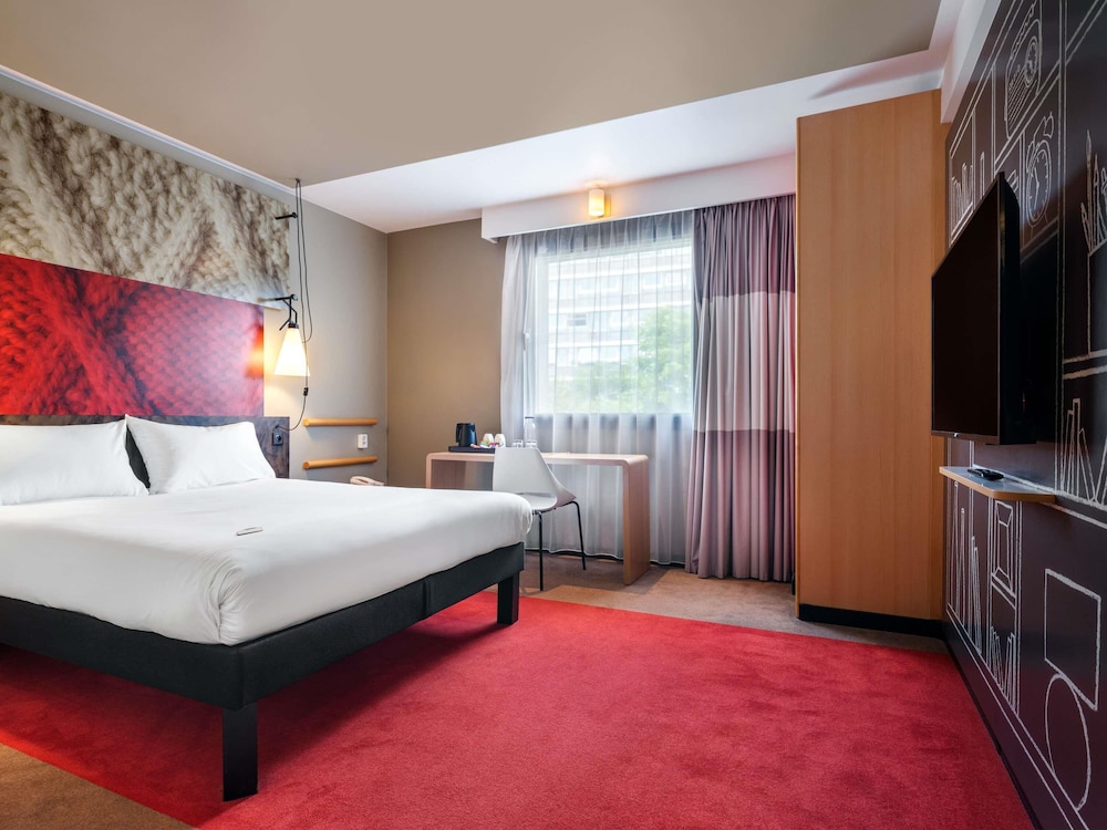 ibis Krakow Centrum — Hotel rooms in Krakow, Lesser Poland