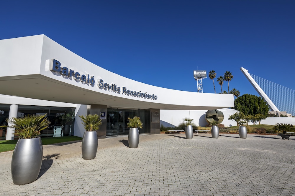 Barceló Sevilla Renacimiento — Attractions in the area in Seville, Andalusia
