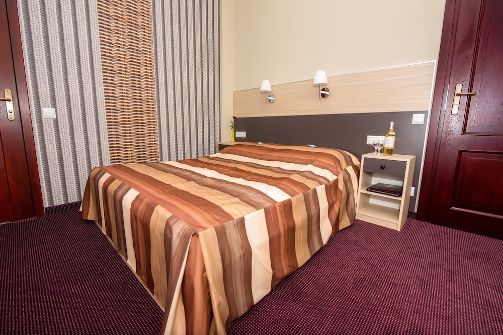Hotel Kazimierz II — Hotel rooms in Krakow, Lesser Poland