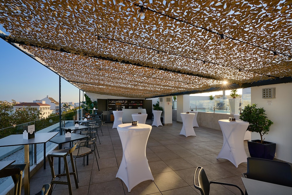 Becquer Hotel, Historic City Center — Restaurant & bars in Seville, Andalusia