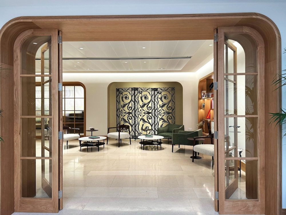 Becquer Hotel, Historic City Center — Hotel building in Seville, Andalusia
