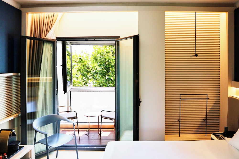 Becquer Hotel, Historic City Center — Hotel rooms in Seville, Andalusia