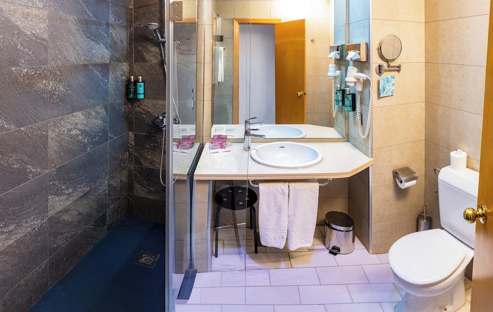 Hotel Bellavista Sevilla — Hotel rooms in Seville, Andalusia