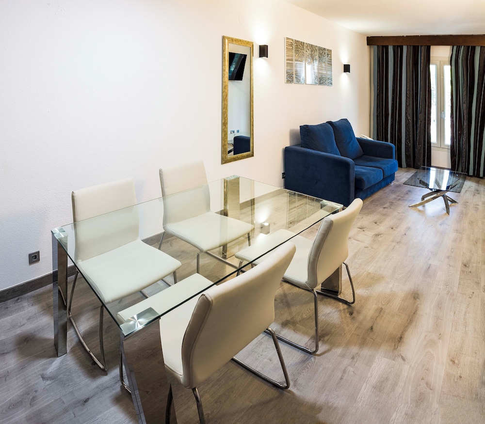 Hotel Bellavista Sevilla — Hotel rooms in Seville, Andalusia