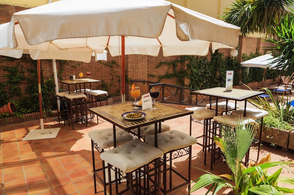 Hotel Bellavista Sevilla — Restaurant & bars in Seville, Andalusia