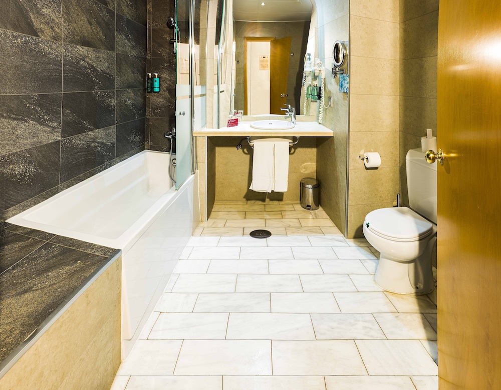 Hotel Bellavista Sevilla — Hotel rooms in Seville, Andalusia