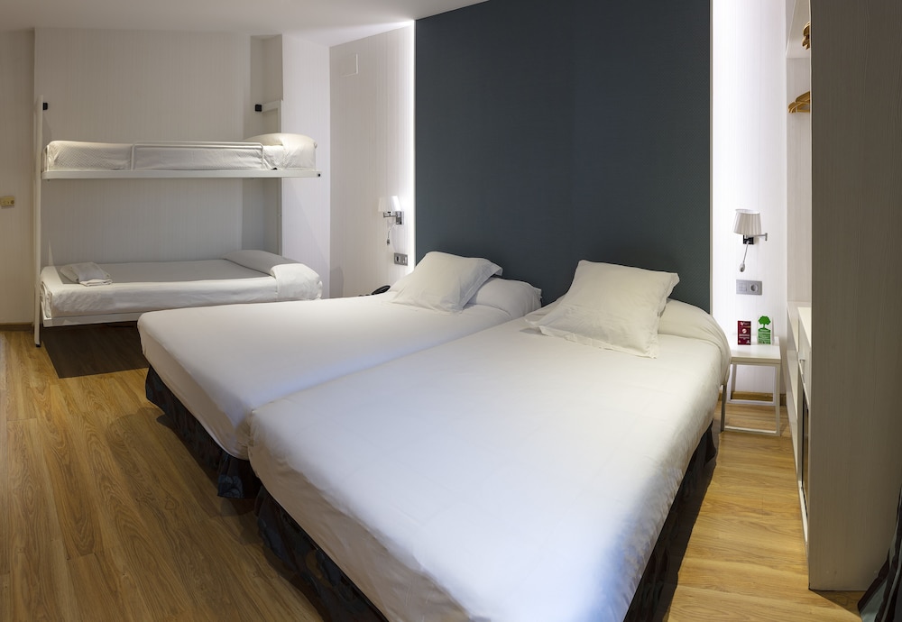 Hotel Bellavista Sevilla — Hotel rooms in Seville, Andalusia