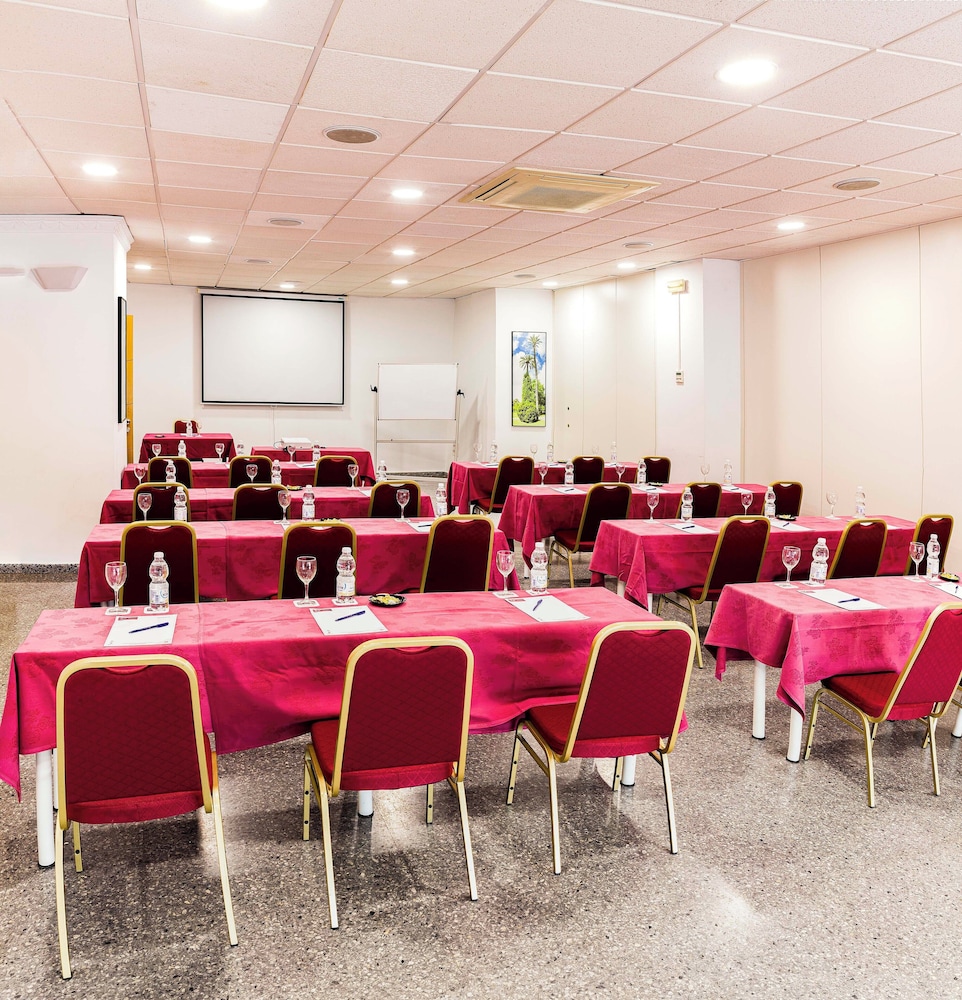 Hotel Bellavista Sevilla — Hotel building in Seville, Andalusia