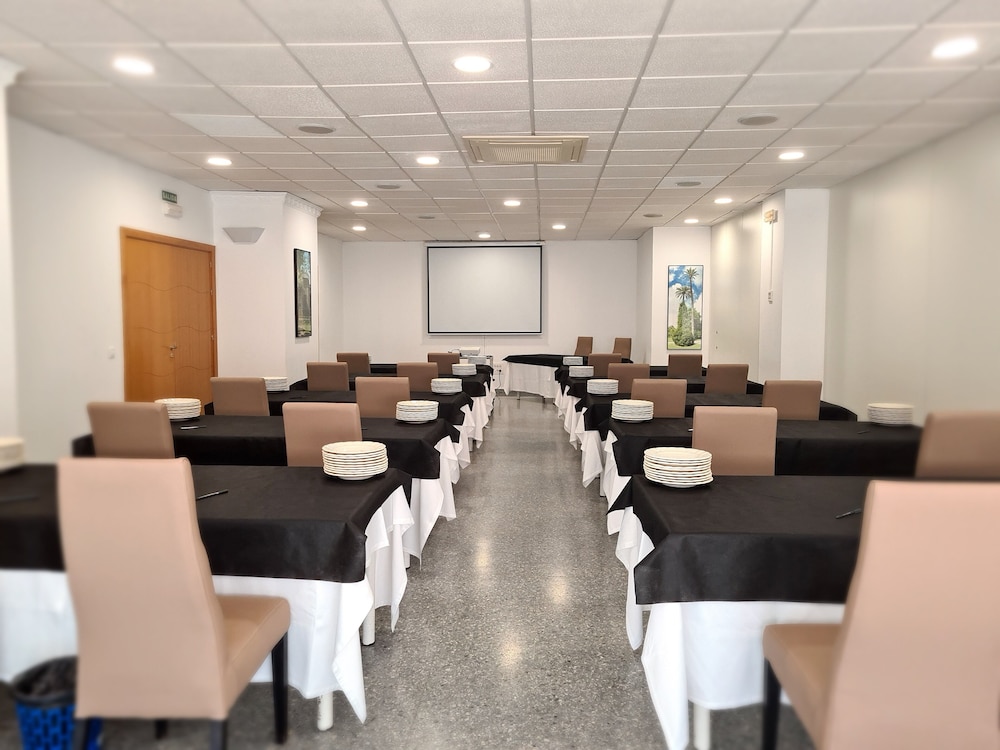 Hotel Bellavista Sevilla — Restaurant & bars in Seville, Andalusia