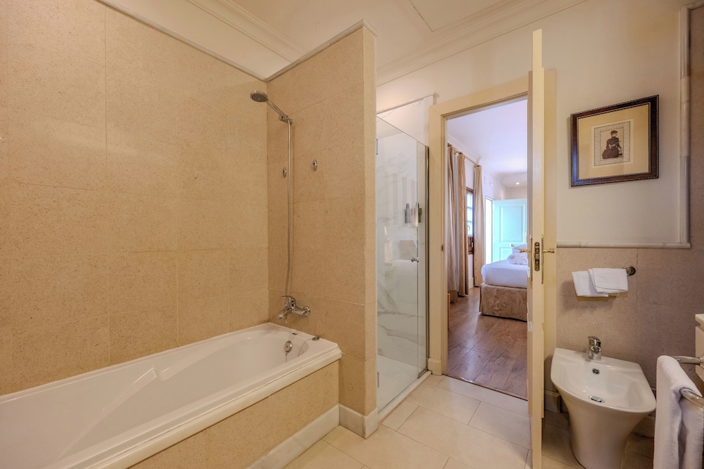 Casa Romana Hotel Boutique — Hotel rooms in Seville, Andalusia