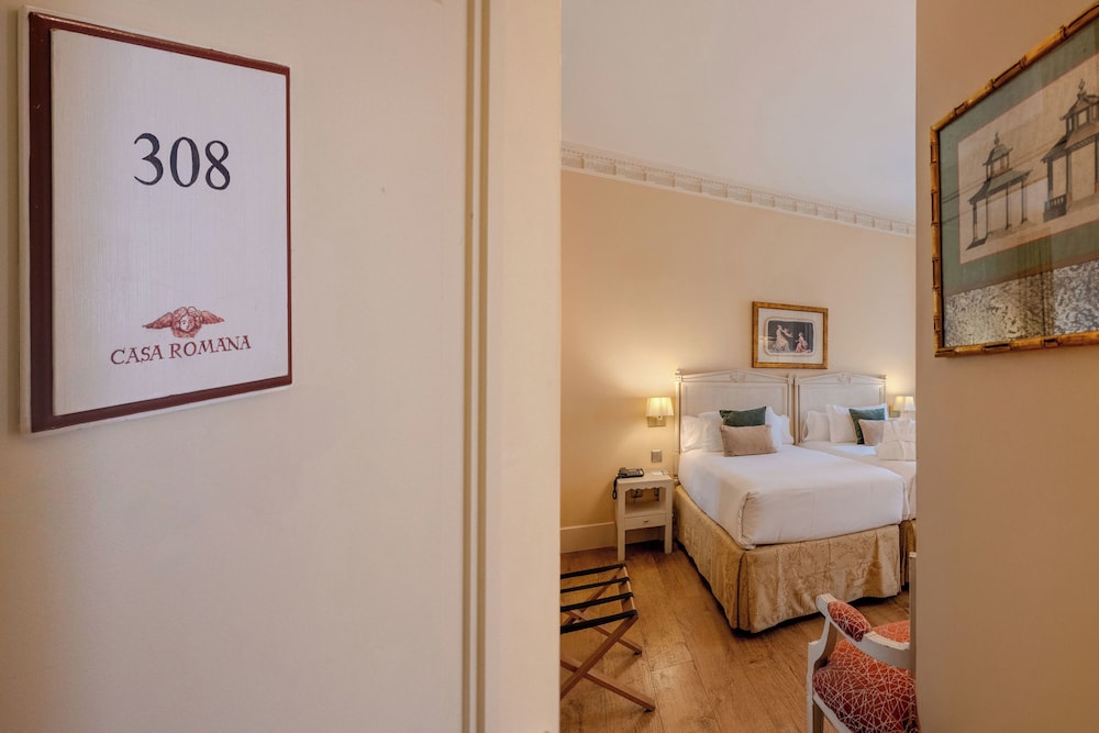 Casa Romana Hotel Boutique — Hotel rooms in Seville, Andalusia