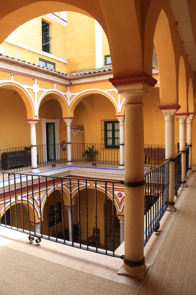 Las Casas de la Judería, Sevilla Historic City Center — Hotel building in Seville, Andalusia