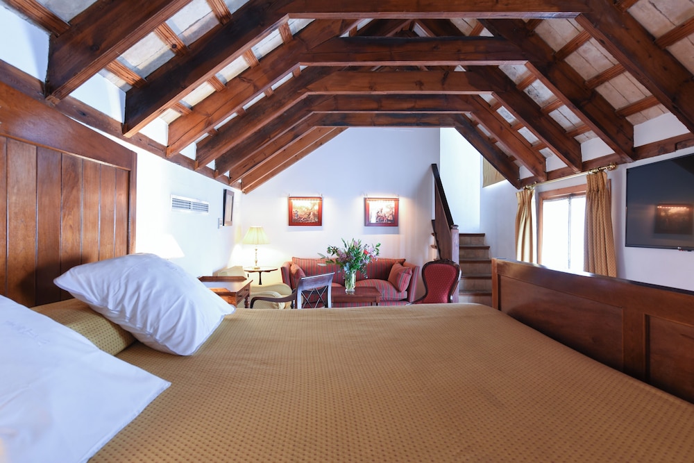 Las Casas de la Judería, Sevilla Historic City Center — Hotel rooms in Seville, Andalusia