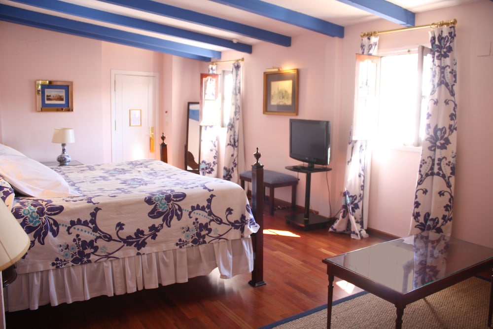 Las Casas de la Judería, Sevilla Historic City Center — Hotel rooms in Seville, Andalusia